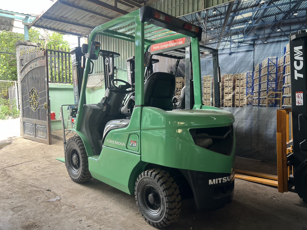 XE NÂNG DẦU MITSUBISHI 2.5 TẤN - Ảnh 3